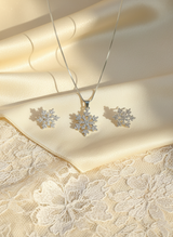 ❄ Nalvion Snowflake Necklace & Earrings Set