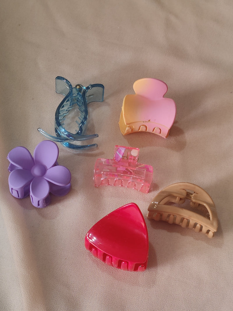 Colorful Mini Hair Claw Set – 6 pcs | Flower, Pastel, Transparent & Matte Collection